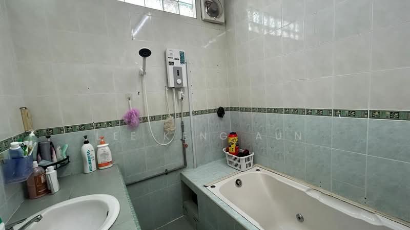 1-storey Terraced House for Sale in Off Jalan Meru (Klang) - Lee Keng Aun - PropertyGuru.com.my
