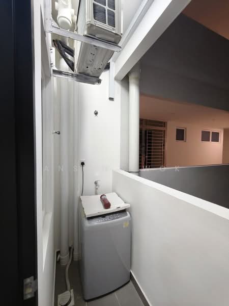 TRELLIS RESIDENCES untuk Untuk Disewa - RM 1,900 /bulan, Mac 2026 - Balcony - PropertyGuru.com.my