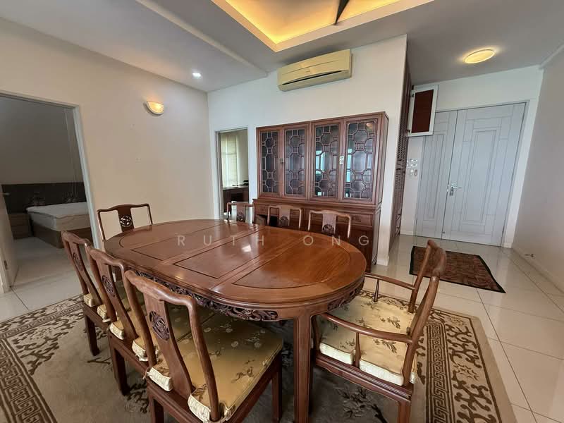 Condominium for Sale at 10 Island Resort - Ruth Ong - Dining Room - PropertyGuru.com.my