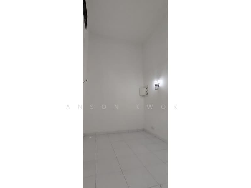 For Rent - Perjiranan 12 - Rollinia