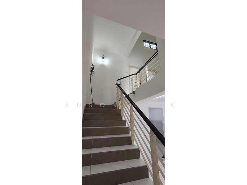 For Rent - Perjiranan 12 - Rollinia