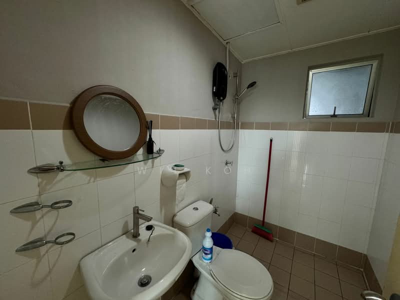 The Heron Residency untuk Untuk Dijual - RM 320,000, Mac 2026 - Bathroom - PropertyGuru.com.my