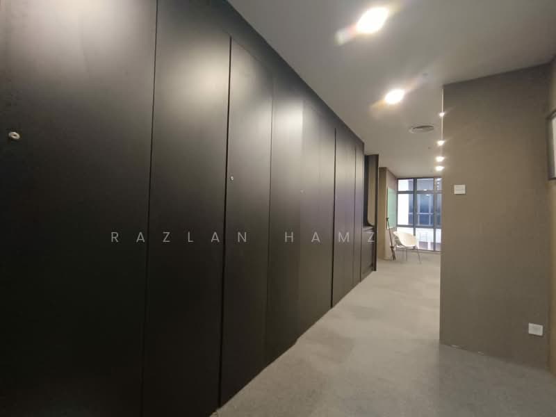 Office for Sale in Petaling Jaya (Selangor) - Razlan Hamzah - Corridor - PropertyGuru.com.my
