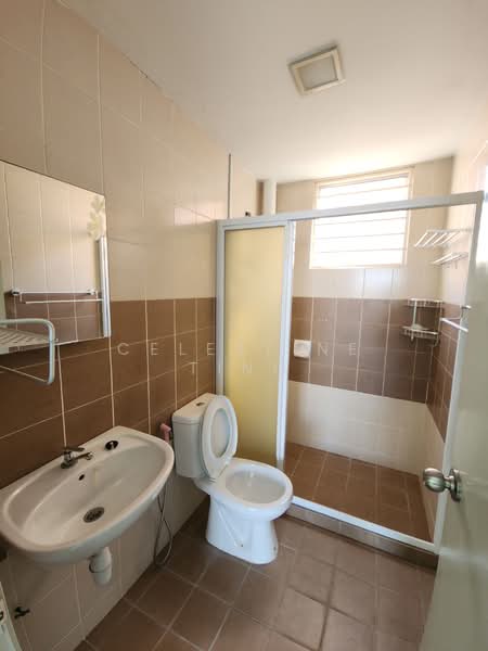 Apartment for Sale at Goodview Heights - Celestine Ting - Bathroom - PropertyGuru.com.my