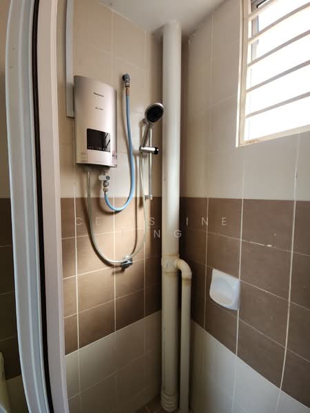 Apartment for Sale at Goodview Heights - Celestine Ting - Bathroom - PropertyGuru.com.my