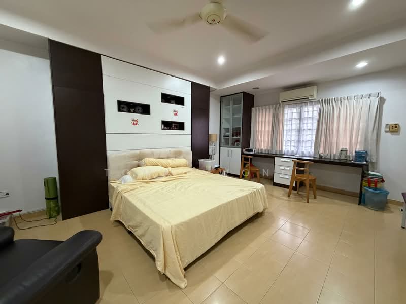 Terraced House for Sale in Bandar Sungai Long (Selangor) - Tommy Wong - Bedroom - PropertyGuru.com.my