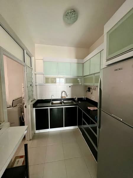 Summer Place untuk Untuk Disewa - RM 2,400 /bulan, Mac 2026 - Kitchen - PropertyGuru.com.my