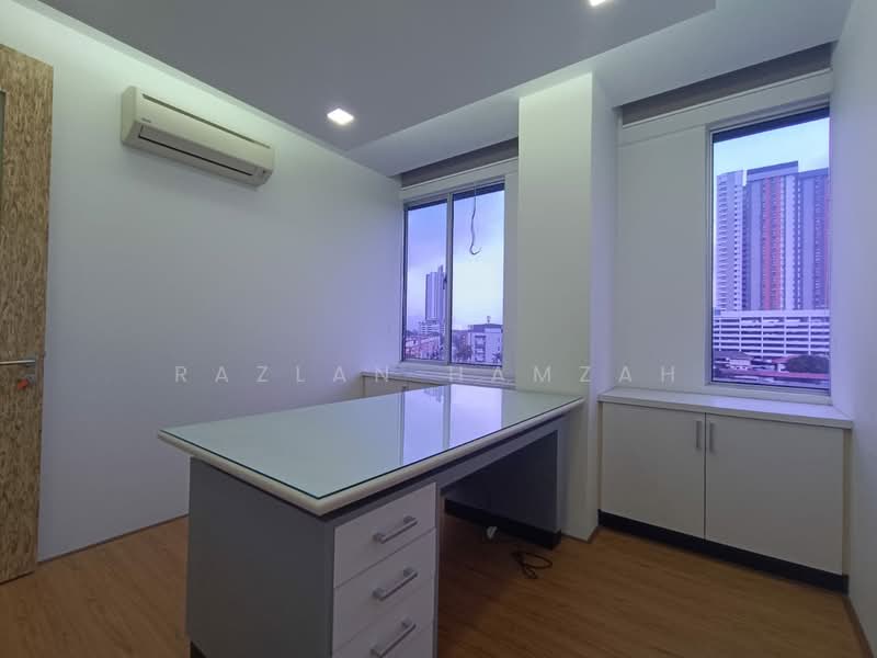 Office for Sale in Danau Kota (Setapak) - Razlan Hamzah - Manager Room  - PropertyGuru.com.my