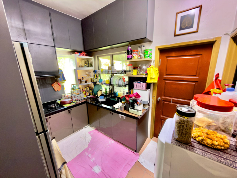 2-storey Terraced House for Sale in Rawang (Selangor) - Azrul Ismail - Kitchen - PropertyGuru.com.my