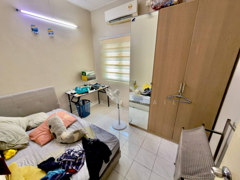 2-storey Terraced House for Sale in Rawang (Selangor) - Azrul Ismail - Bedroom - PropertyGuru.com.my
