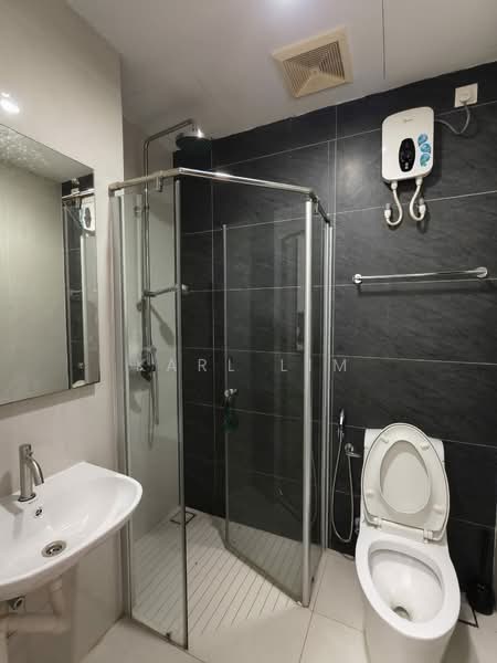 Royal Strand @ Country Garden Danga Bay untuk Untuk Disewa - RM 2,600 /bulan, Apr 2026 - Bathroom - PropertyGuru.com.my