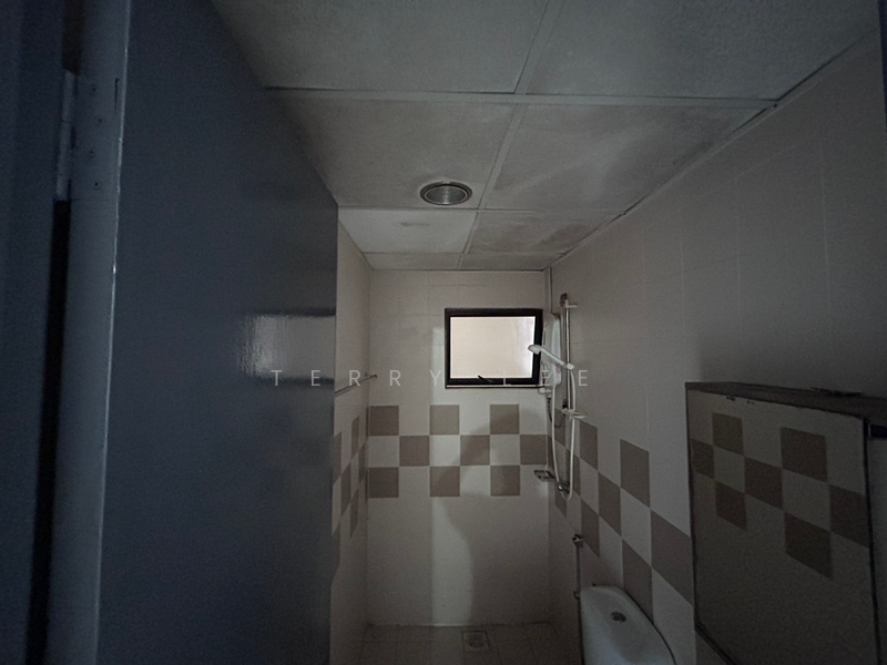 Royal Domain Sri Putramas 2 untuk Untuk Dijual - RM 450,000, Mac 2026 - Bathroom - PropertyGuru.com.my