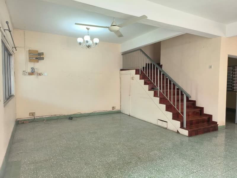 2-storey Terraced House for Sale in Kepong Baru (Kepong) - Kelly Lai - Living Room - PropertyGuru.com.my