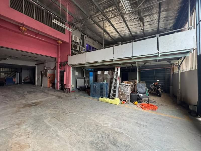 Semi-D Factory for Sale in Kawasan Perindustrian Daya (Tebrau) - Jesslyn Foong - Interior - PropertyGuru.com.my