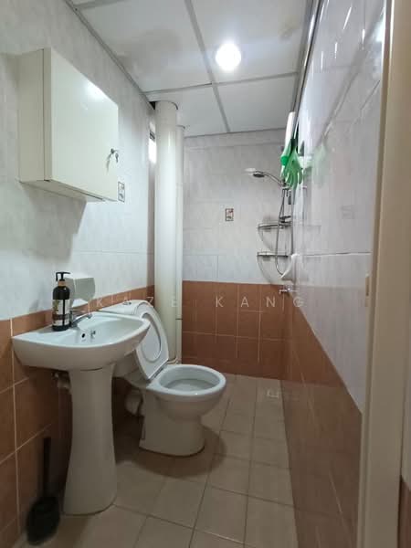 Untuk Disewa - University Place (Plaza Ivory)