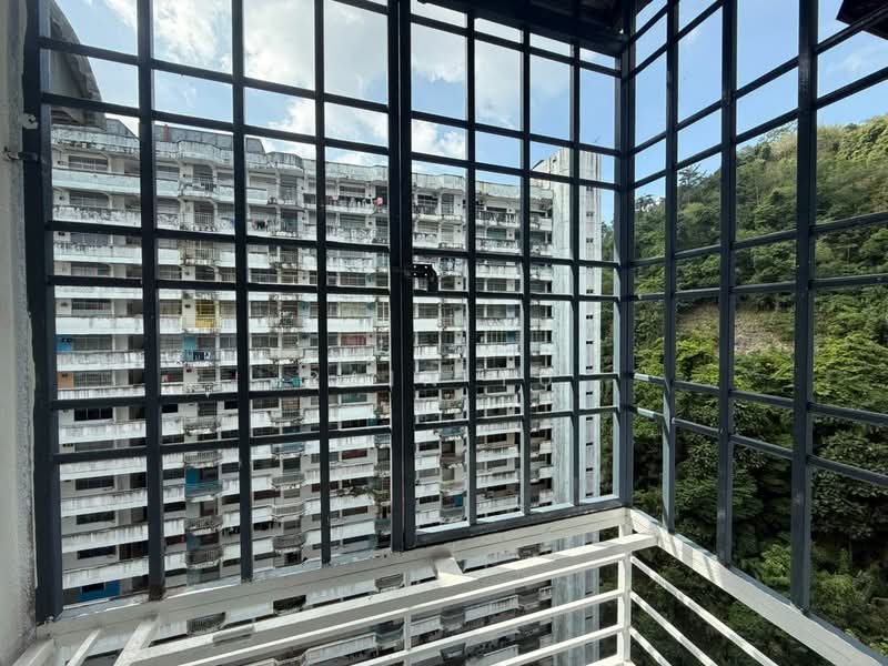 Majestic Height untuk Untuk Dijual - RM 208,000, Mac 2026 - Drying area - PropertyGuru.com.my