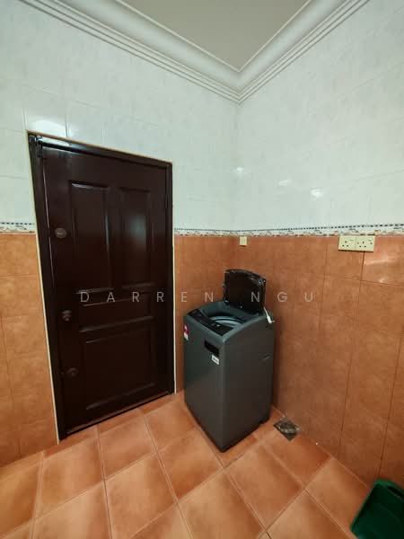 Semi-Detached House for Rent in Taman Pelangi Indah (Ulu Tiram) - Darren Ngu - Interior - PropertyGuru.com.my