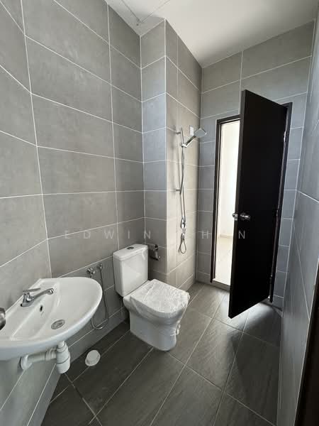 Simpang Ampat untuk Untuk Dijual - RM 600,000, Mac 2026 - Ground floor Bathroom - PropertyGuru.com.my