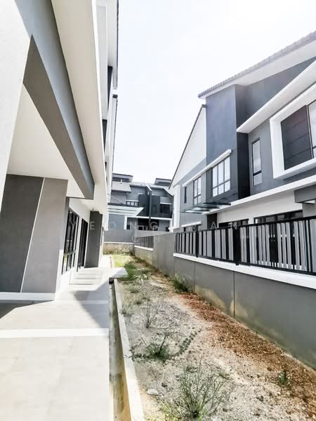 Semi-Detached House for Sale in Sungai Buloh (Selangor) - Yeong Wan Chi - PropertyGuru.com.my