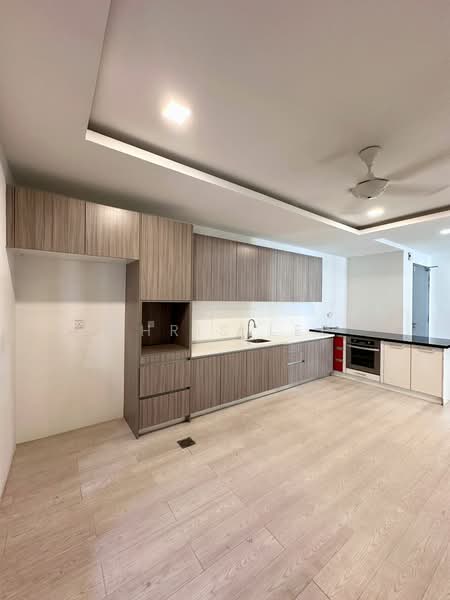 Condominium for Rent at Lakefront Residence - Chris Lee - Kitchen - PropertyGuru.com.my