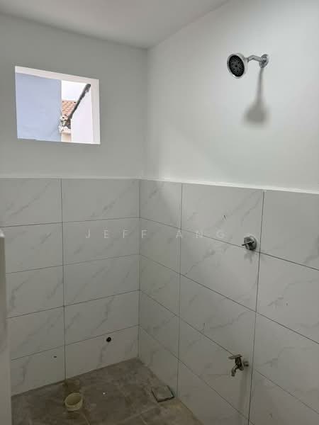 Taman Universiti untuk Untuk Dijual - RM 480,000, Apr 2026 - Bathroom - PropertyGuru.com.my
