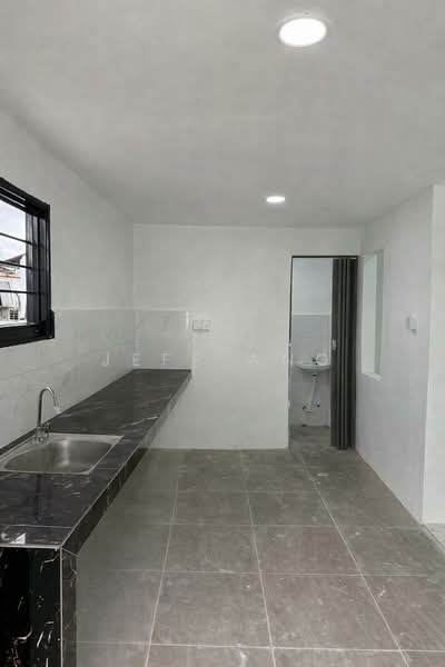 Taman Universiti untuk Untuk Dijual - RM 480,000, Apr 2026 - Kitchen - PropertyGuru.com.my