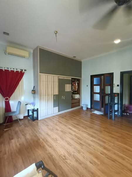 Bungalow for Sale in Bandar Putra (Kulai) - Aiden Goh - Bedroom - PropertyGuru.com.my