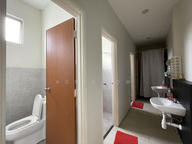 Renovated Office to Takeover untuk Untuk Disewa - RM 2,300 /bulan, Mac 2026 - Bathroom - PropertyGuru.com.my