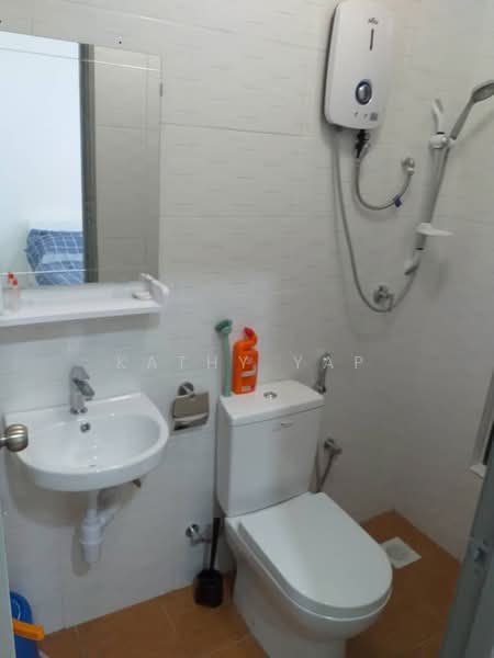 Service Residence for Rent at Ayuman Suites - Kathy Yap - Bathroom - PropertyGuru.com.my