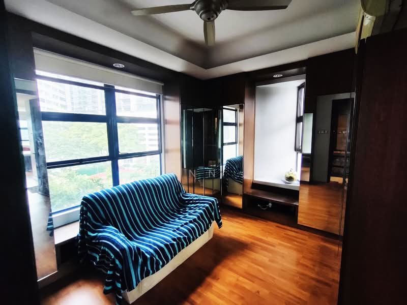 Impiana On The Waterfront Condominium untuk Untuk Dijual - RM 1,150,000, Mac 2026 - Changing Room - PropertyGuru.com.my