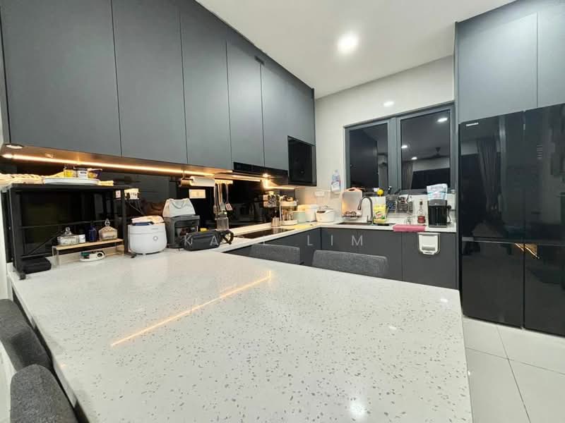 Condominium for Rent at Amberside @ Country Garden Danga Bay - Karl Lim - Kitchen - PropertyGuru.com.my