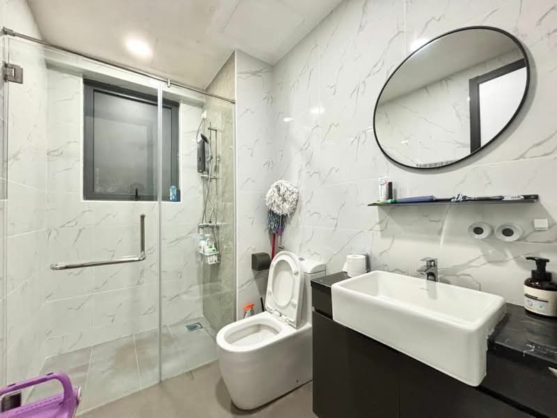 Condominium for Rent at Amberside @ Country Garden Danga Bay - Karl Lim - Bathroom - PropertyGuru.com.my