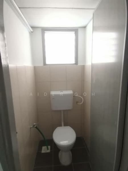 Shop / Office for Rent in Bandar Indahpura (Kulai) - Aiden Goh - Bathroom - PropertyGuru.com.my