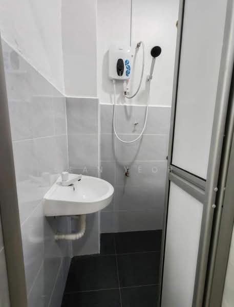 Hang Jebat Taman Skudai Baru Hangs Jebats untuk Untuk Dijual - RM 398,000, Mac 2026 - Bathroom - PropertyGuru.com.my
