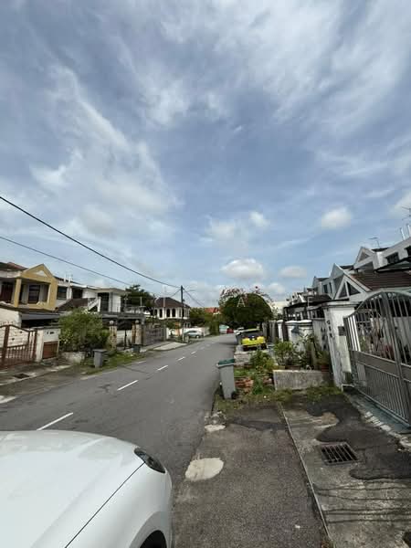 2-storey Terraced House for Sale in Taman Desa Cemerlang (Ulu Tiram) - Melinda Ee - Exterior - PropertyGuru.com.my