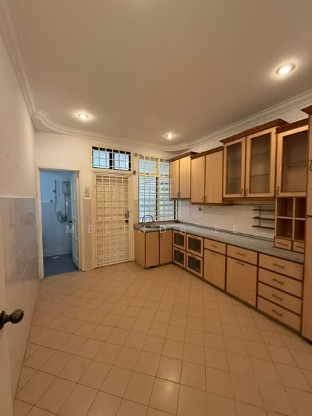 2-storey Terraced House for Sale in Taman Desa Cemerlang (Ulu Tiram) - Melinda Ee - Kitchen - PropertyGuru.com.my