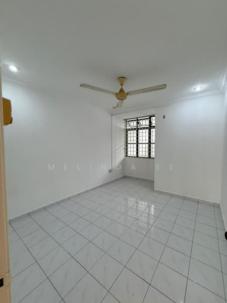 2-storey Terraced House for Sale in Taman Desa Cemerlang (Ulu Tiram) - Melinda Ee - Interior - PropertyGuru.com.my