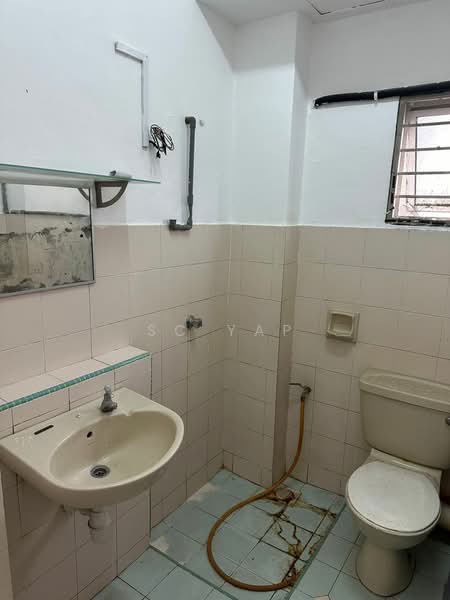 Apartment for Sale at Seri Puri - SC Yap - Bathroom - PropertyGuru.com.my