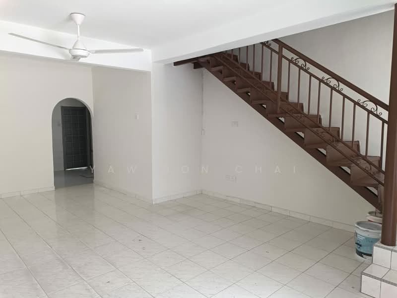 Seksyen 3, Taman Kinrara untuk Untuk Disewa - RM 1,400 /bulan, Mac 2026 - Living Room - PropertyGuru.com.my