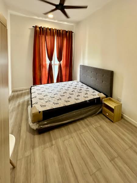 Condominium for Rent at Lakefront Residence - TOH VICKIE - Bedroom - PropertyGuru.com.my