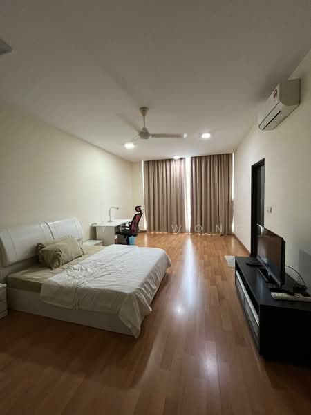 Perdana Residence 2 untuk Untuk Disewa - RM 4,500 /bulan, Mac 2026 - Bedroom - PropertyGuru.com.my