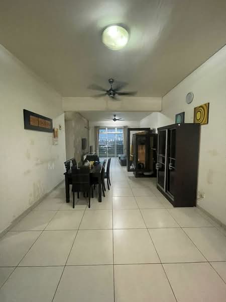 Lagenda Tasek Luxurious Suite untuk Untuk Dijual - RM 448,000, Mac 2026 - Living Room - PropertyGuru.com.my