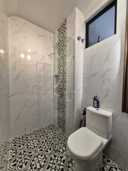 2-storey Terraced House for Sale in Cyberjaya (Selangor) - Salman Sharifudin - Bathroom - PropertyGuru.com.my