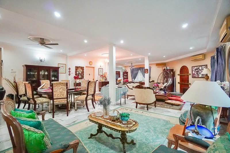 Taman Melawati (Jalan H) untuk Untuk Dijual - RM 2,300,000, Mac 2026 - Living Room - PropertyGuru.com.my