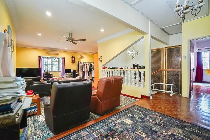 Taman Melawati (Jalan H) untuk Untuk Dijual - RM 2,300,000, Mac 2026 - Living Room - PropertyGuru.com.my