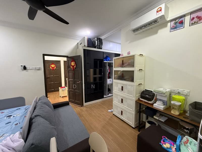 2-storey Terraced House for Sale in Bandar Selesa Jaya (Skudai) - Iden Tan - Living Room - PropertyGuru.com.my