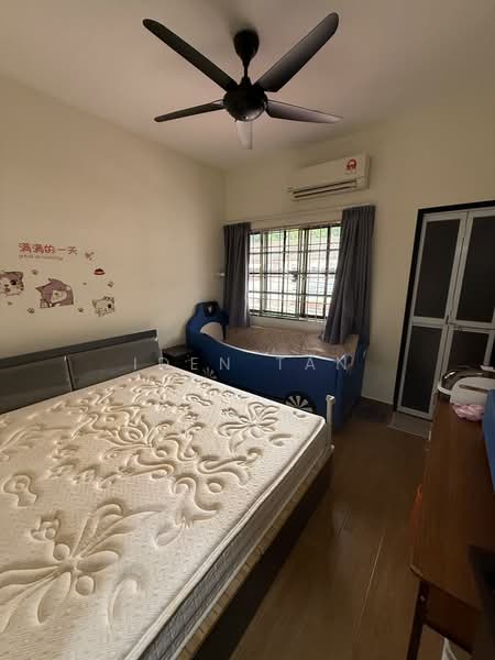 2-storey Terraced House for Sale in Bandar Selesa Jaya (Skudai) - Iden Tan - Bedroom - PropertyGuru.com.my