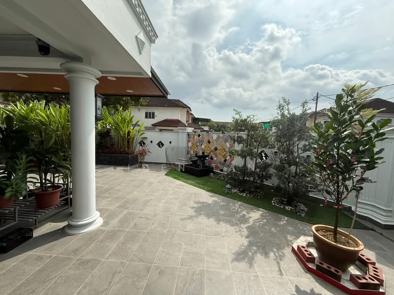 2-storey Terraced House for Sale in Bandar Selesa Jaya (Skudai) - Iden Tan - Garden - PropertyGuru.com.my