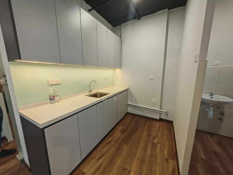 Office for Rent in Hicom - Glenmarie Industrial Park (Shah Alam) - Danny Lim - Kitchen - PropertyGuru.com.my