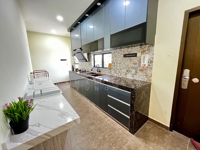 2-storey Terraced House for Rent in Mahkota Hills (Lenggeng) - Muhamad Faizal Yunos - Kitchen - PropertyGuru.com.my